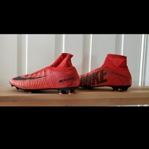 Boys soccer cleats